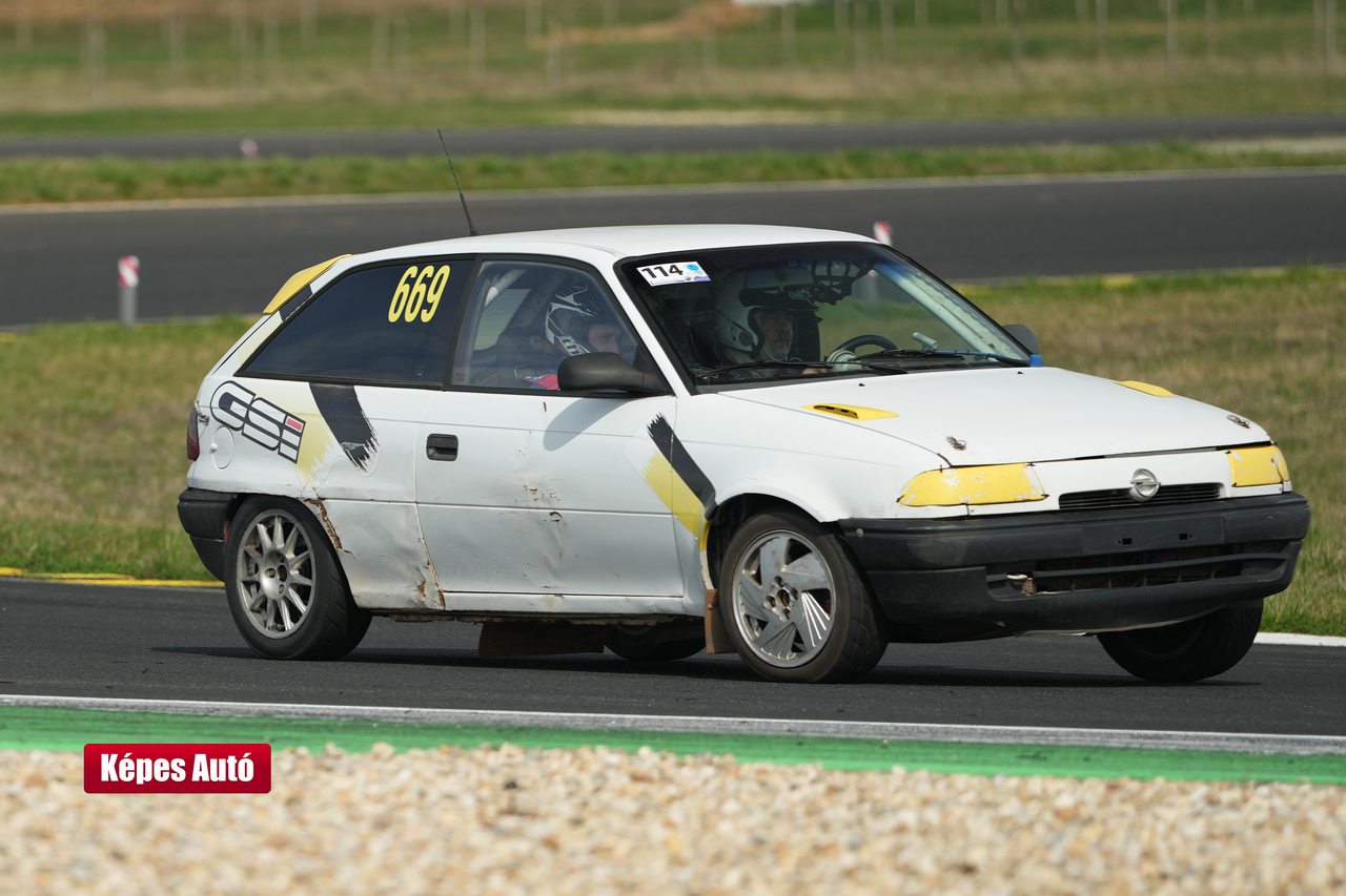 Grafico BMW MEET - Pannónia-ring #107