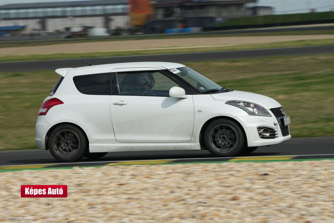 Grafico BMW MEET - Pannónia-ring #142