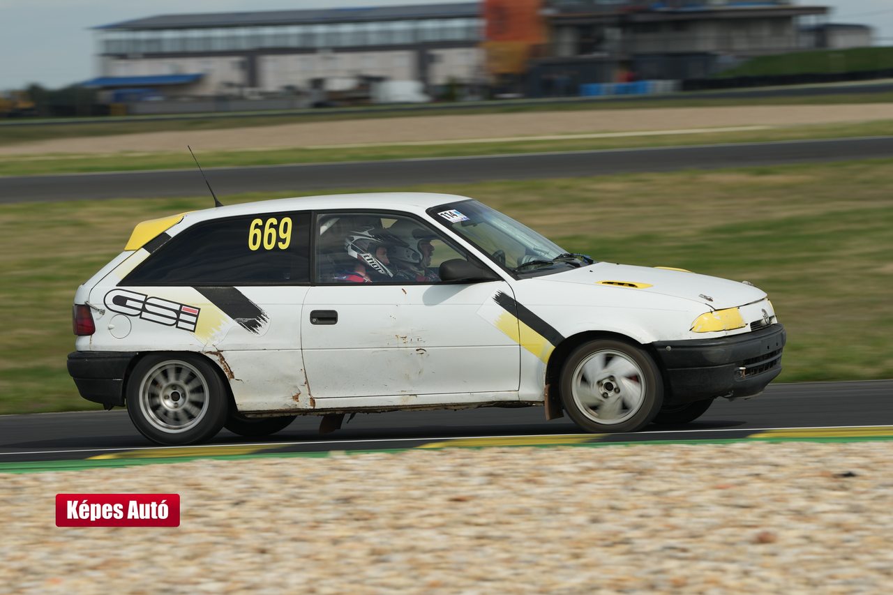 Grafico BMW MEET - Pannónia-ring #144