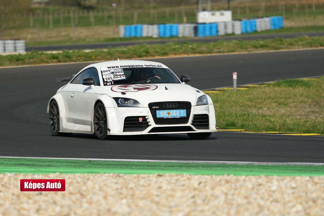 Grafico BMW MEET - Pannónia-ring #283