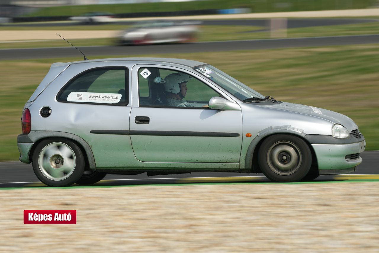 Grafico BMW MEET - Pannónia-ring #184
