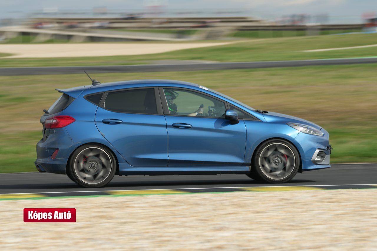 Grafico BMW MEET - Pannónia-ring #60