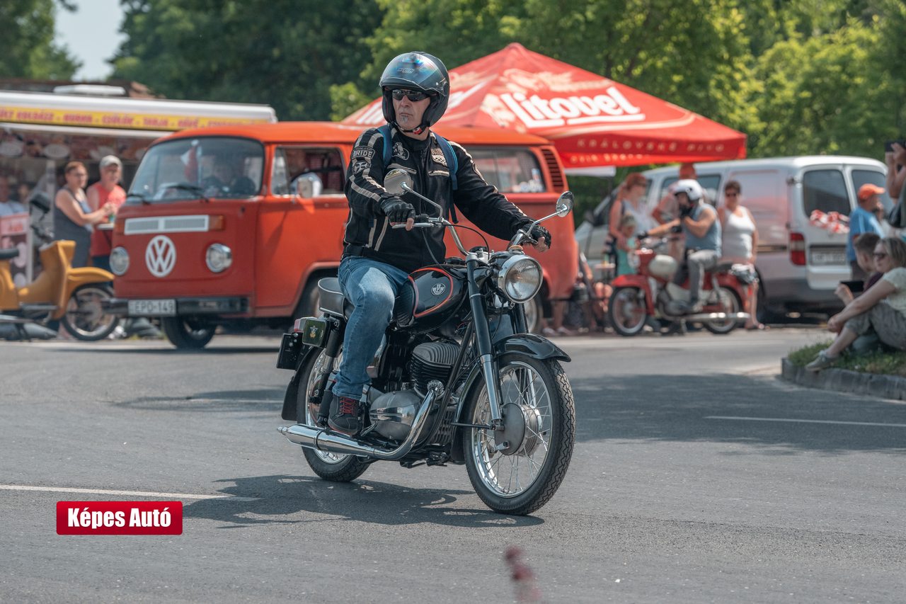 Veterán Piknik - Sárvár #246