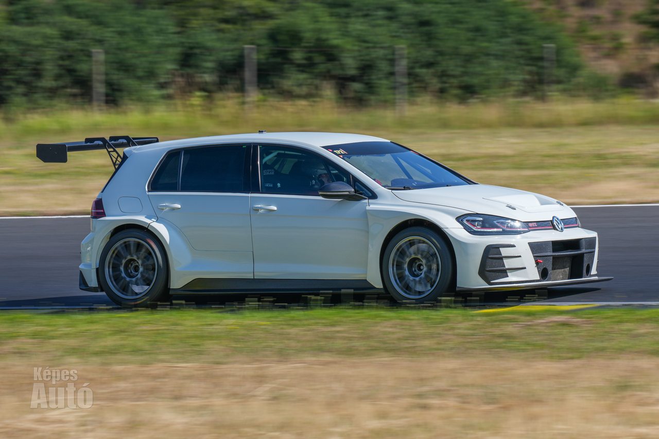 Pályaautózás - Pannónia-ring #30