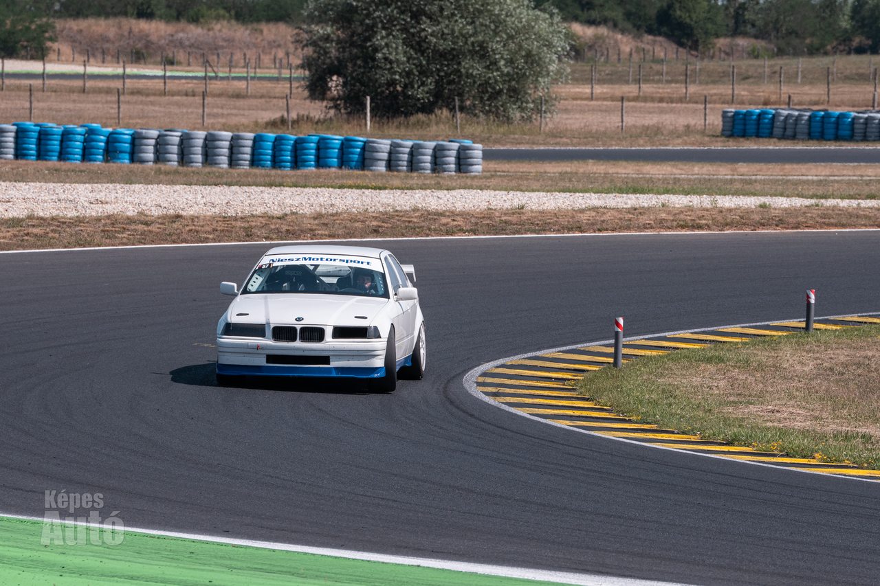 Pályaautózás - Pannónia-ring #101