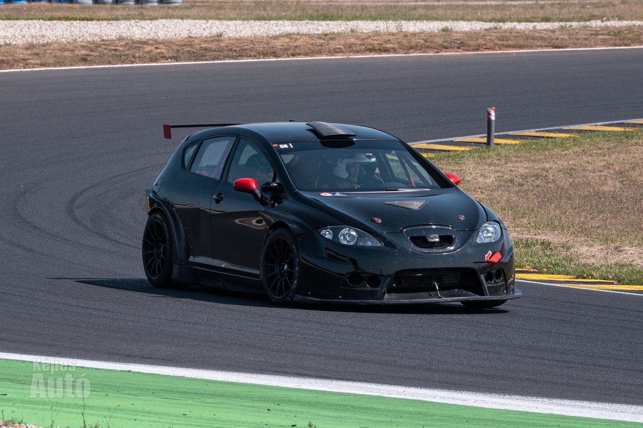 Pályaautózás - Pannónia-ring #98