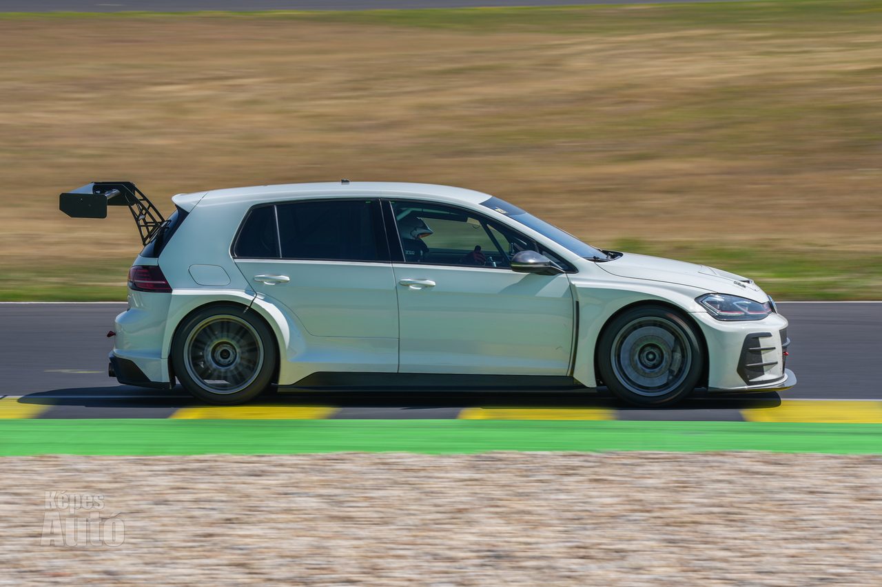 Pályaautózás - Pannónia-ring #127